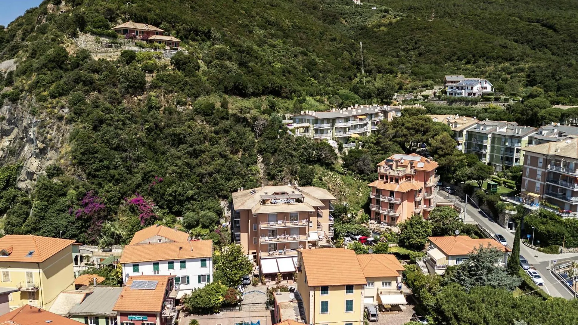 Residence Hotel Kriss Deiva Marina 3*,